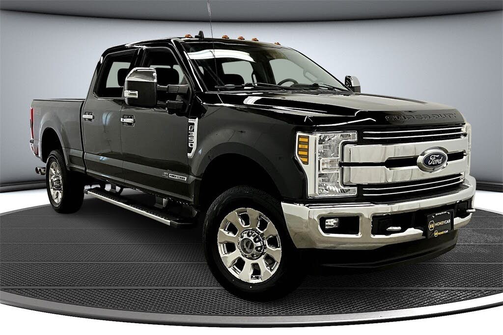 2019 Ford F-350 Super Duty Lariat Crew Cab 4WD