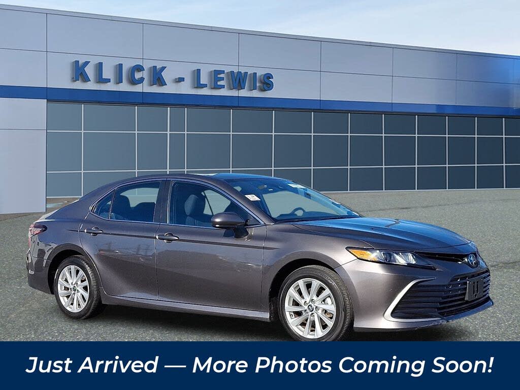 2024 Toyota Camry LE FWD
