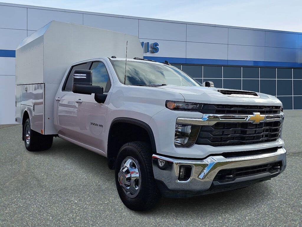 2025 Chevrolet Silverado 3500HD LT Crew Cab LB 4WD