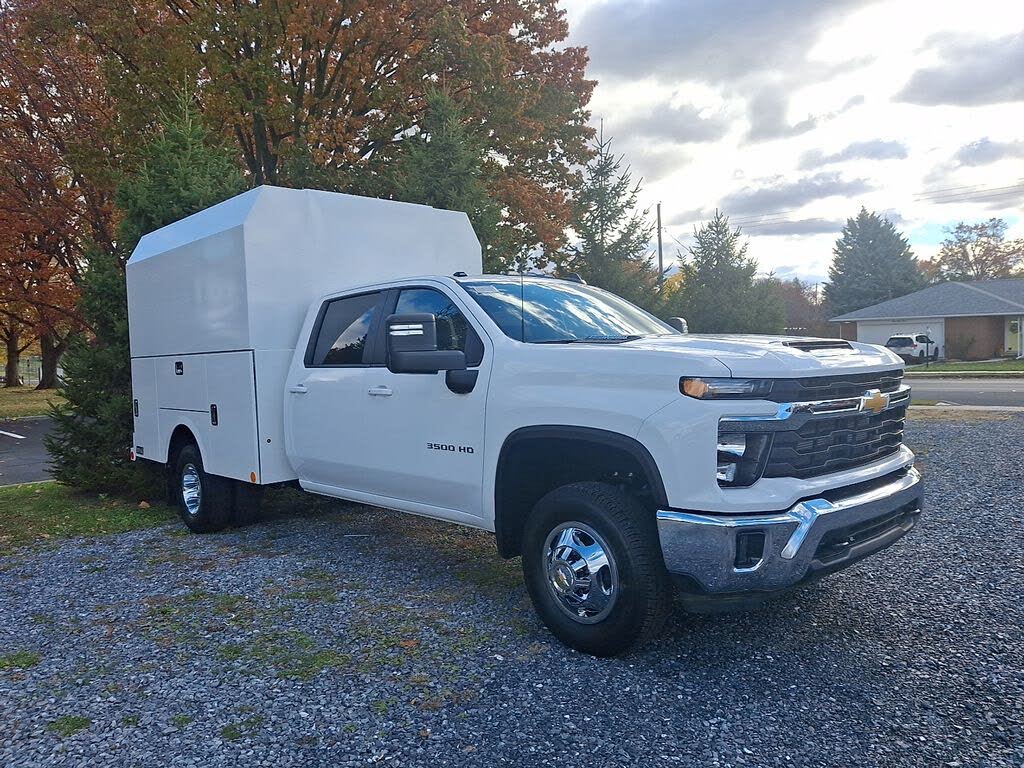 2025 Chevrolet Silverado 3500HD LT Crew Cab LB 4WD