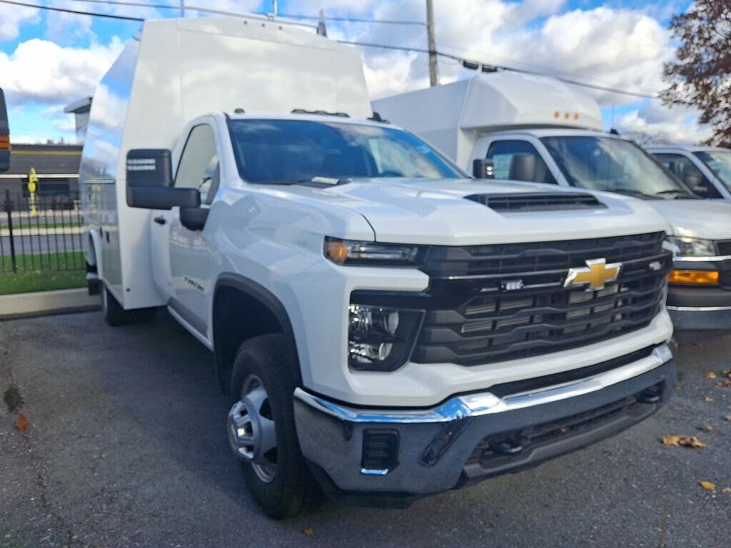 2025 Chevrolet Silverado 3500HD Work Truck Regular Cab LB 4WD