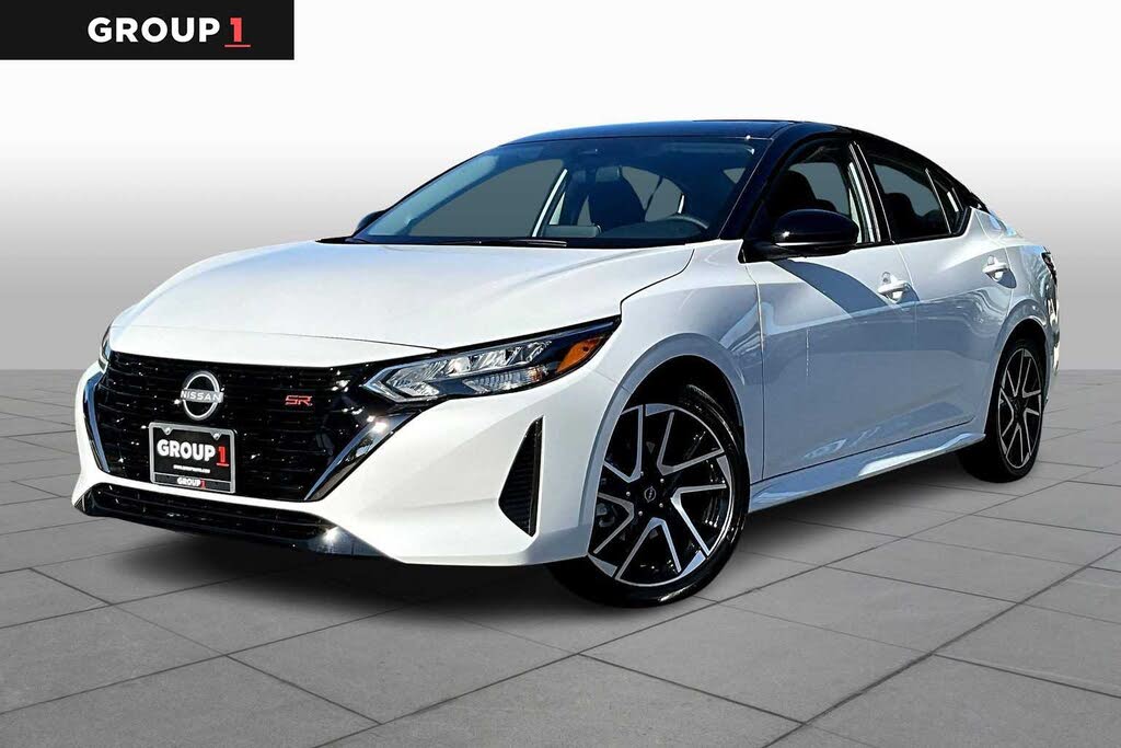 2025 Nissan Sentra SR FWD