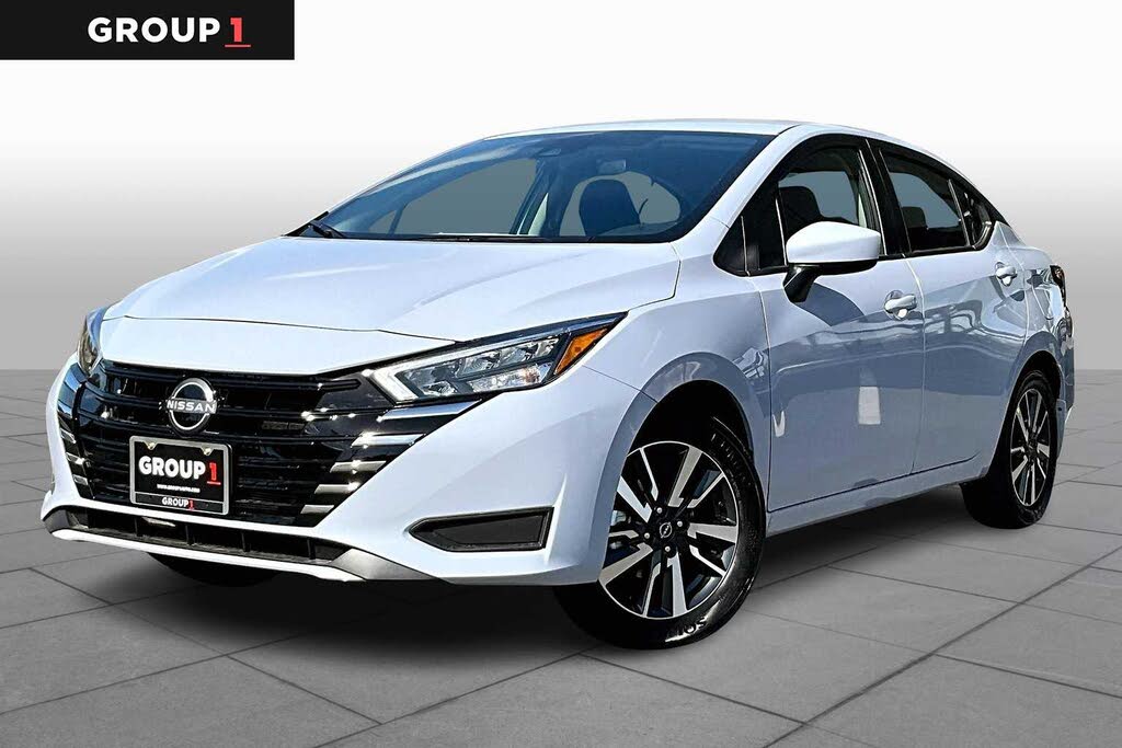 2025 Nissan Versa SV FWD