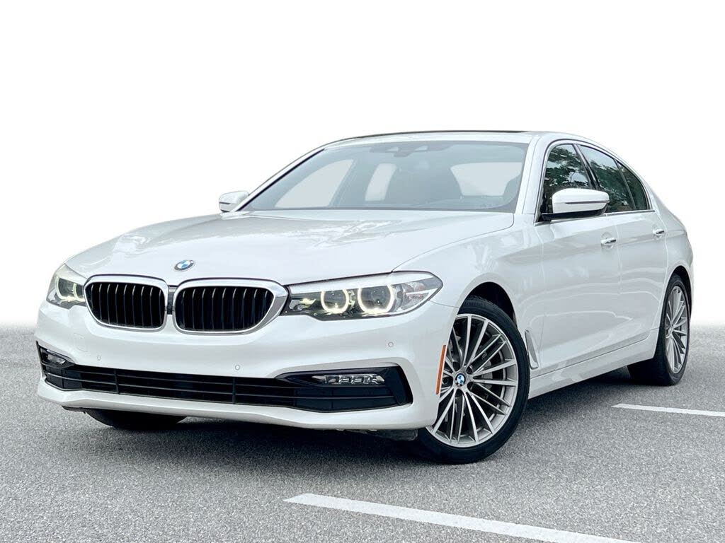 2018 BMW 5 Series 530i Sedan RWD
