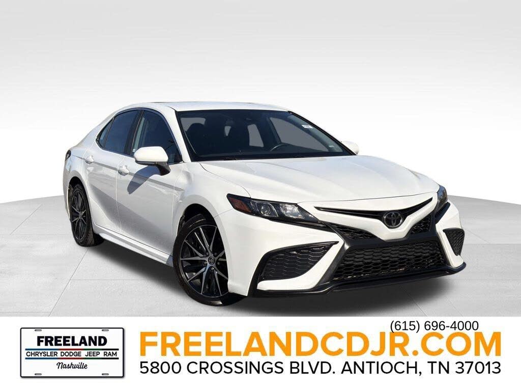 2023 Toyota Camry SE FWD