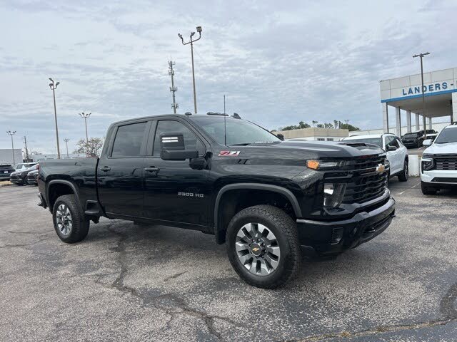 2024 Chevrolet Silverado 2500HD Custom Crew Cab 4WD