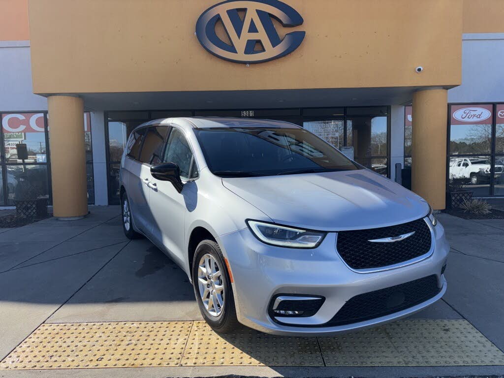 2024 Chrysler Pacifica Touring L FWD