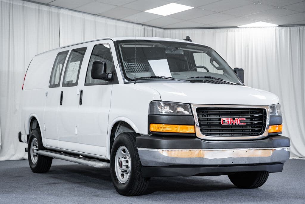 2024 GMC Savana Cargo 2500 RWD