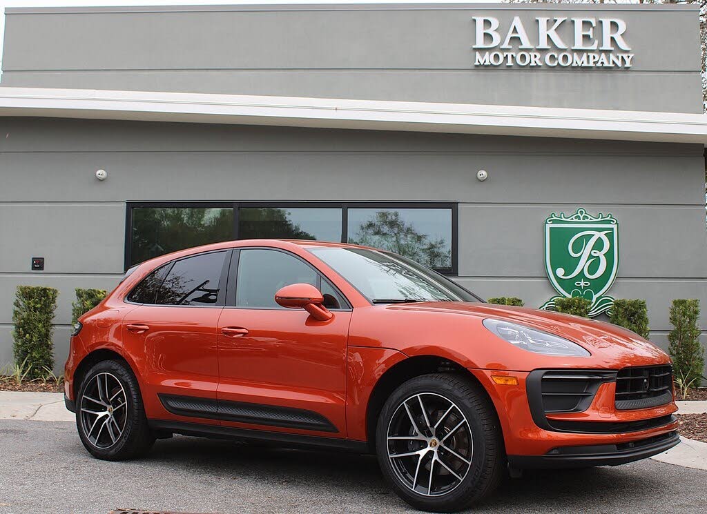 2024 Porsche Macan AWD