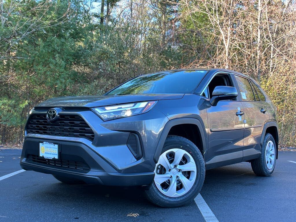 2025 Toyota RAV4 LE AWD