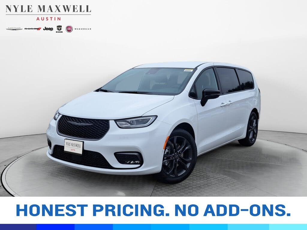 2026 Chrysler Pacifica Select FWD