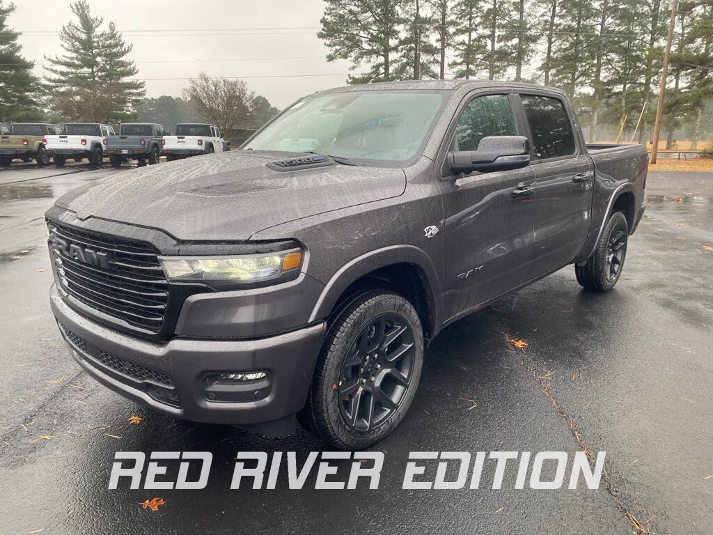 2026 RAM 1500 Laramie Crew Cab 4WD