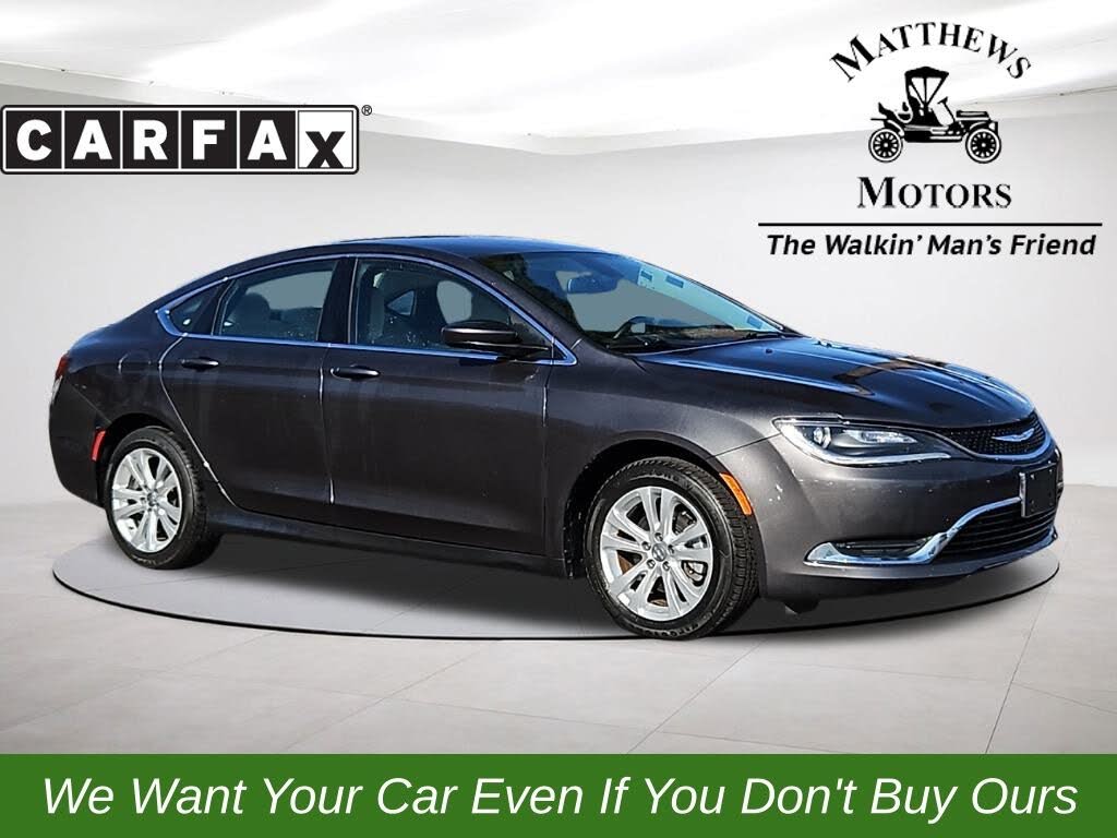 2016 Chrysler 200 Limited Sedan FWD