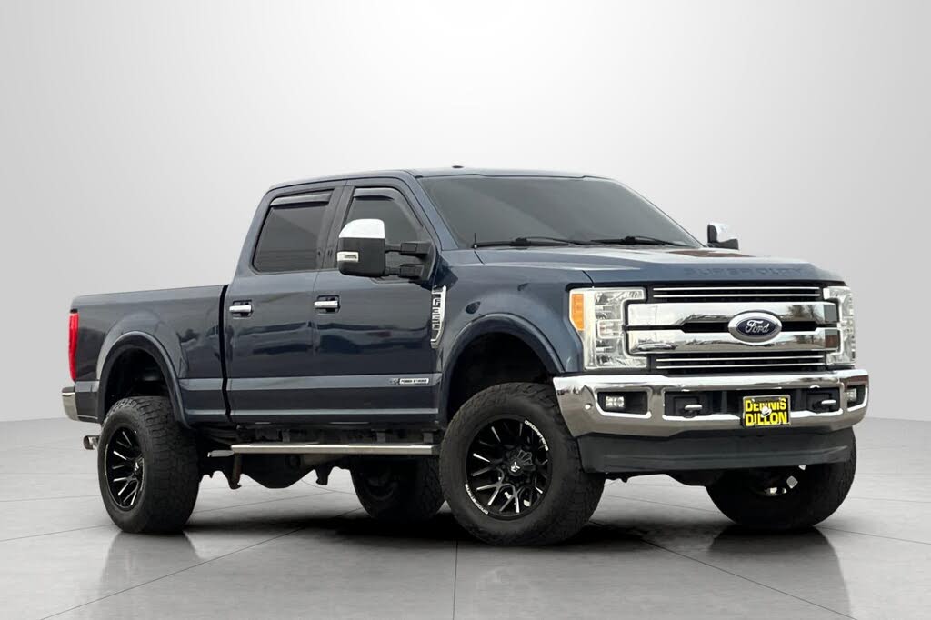 2017 Ford F-350 Super Duty Lariat Crew Cab 4WD