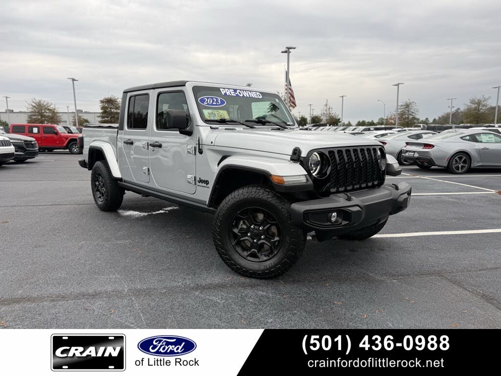 2023 Jeep Gladiator Willys Crew Cab 4WD