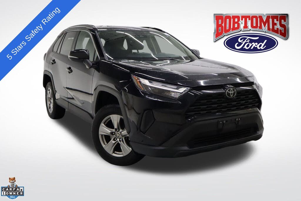 2024 Toyota RAV4 XLE FWD