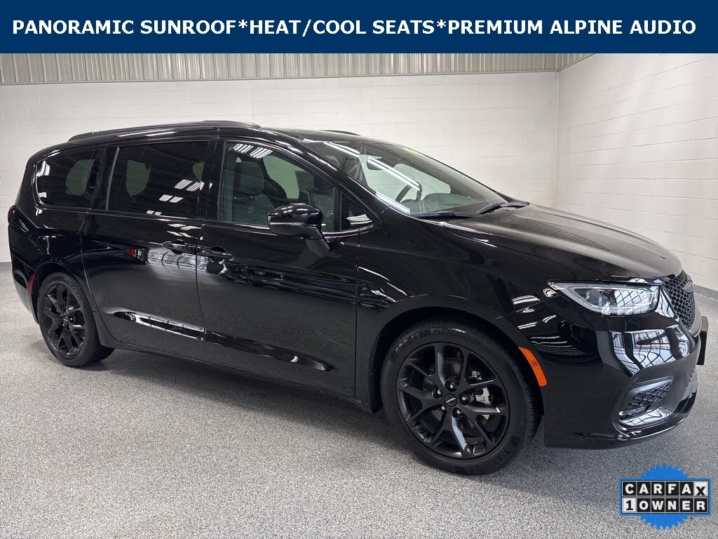 2025 Chrysler Pacifica Limited FWD