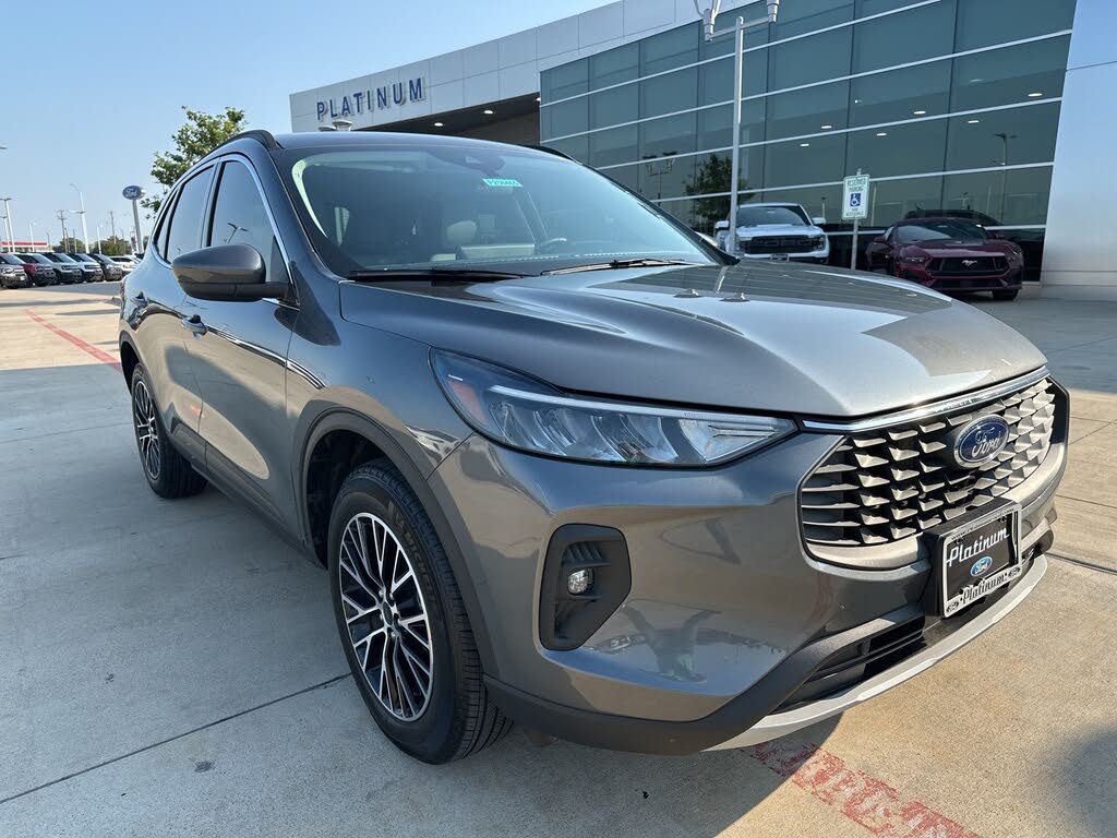 2025 Ford Escape Hybrid Plug-in FWD
