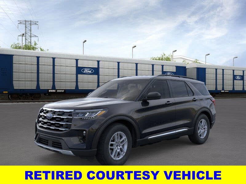 2025 Ford Explorer Active RWD