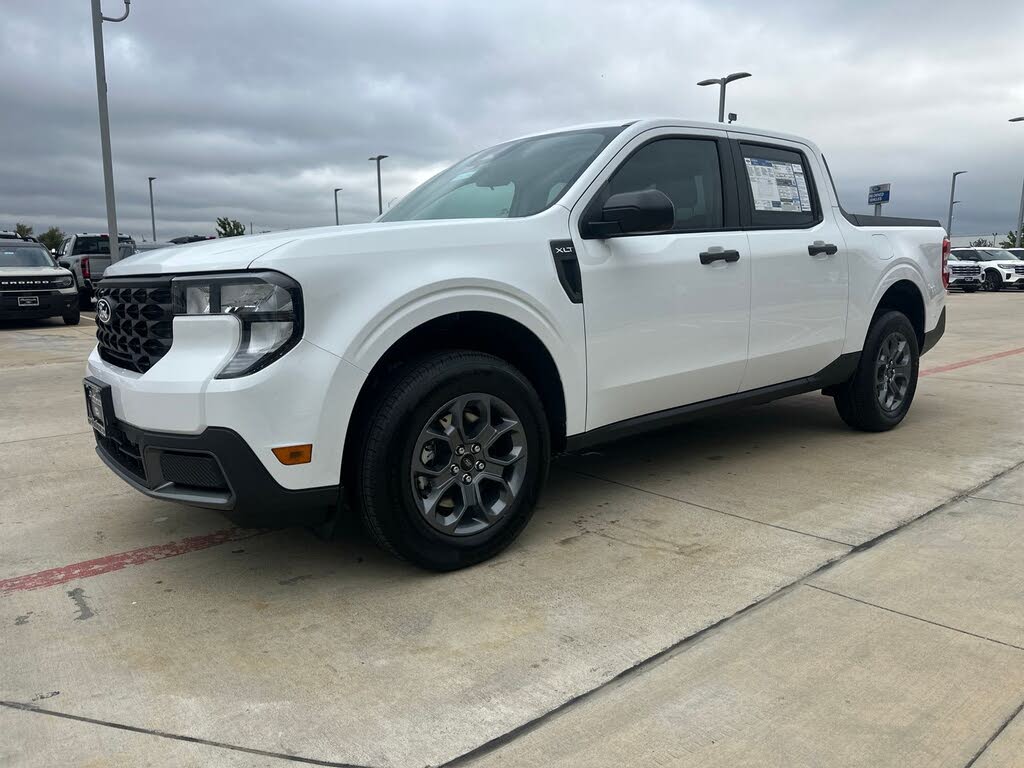 2025 Ford Maverick XLT SuperCrew AWD