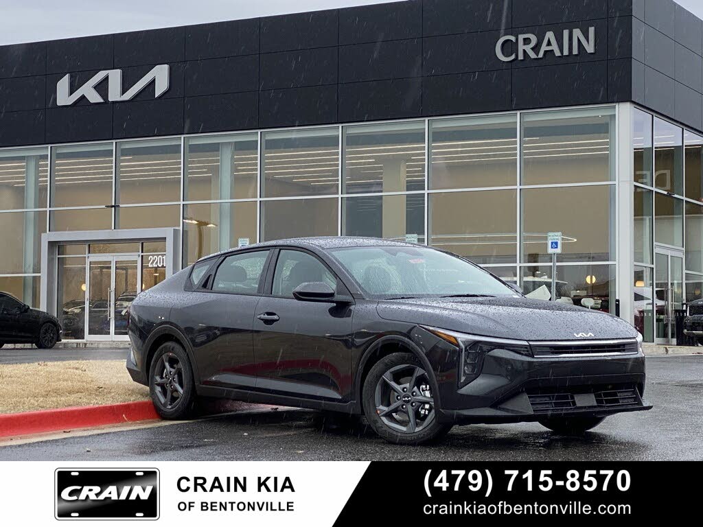 2025 Kia K4 LXS FWD