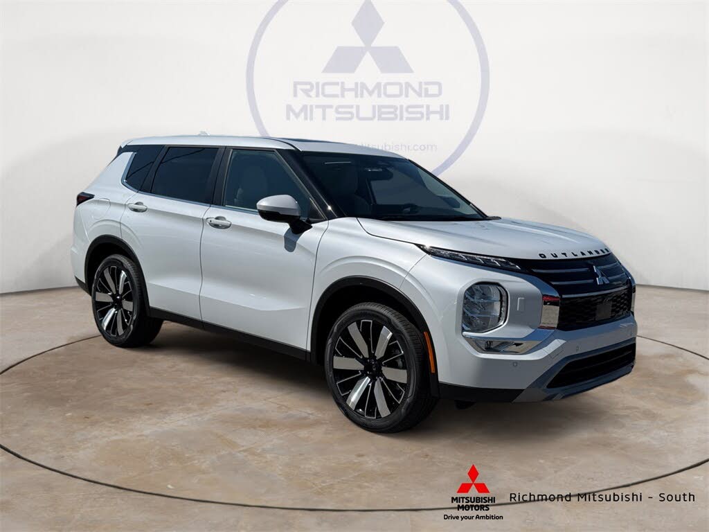 2025 Mitsubishi Outlander SE FWD