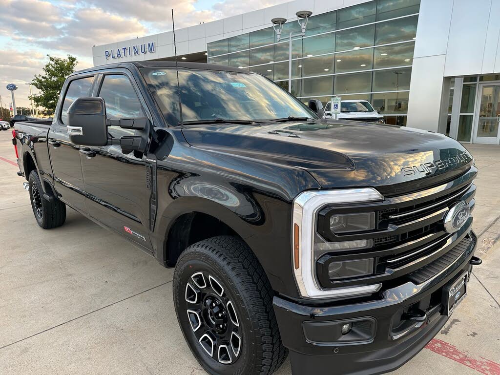2026 Ford F-250 Super Duty Platinum Crew Cab 4WD