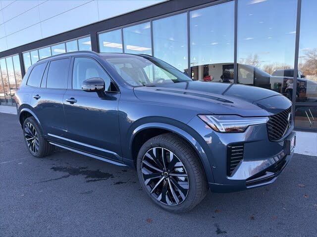 2026 Volvo XC90 B6 Ultra Dark 7-Passenger AWD