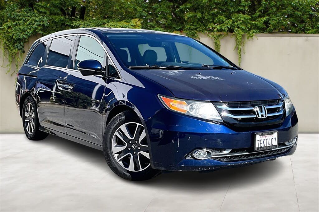 2014 Honda Odyssey Touring FWD