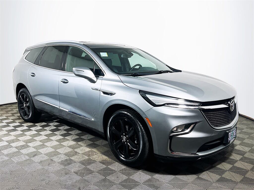 2023 Buick Enclave Essence AWD