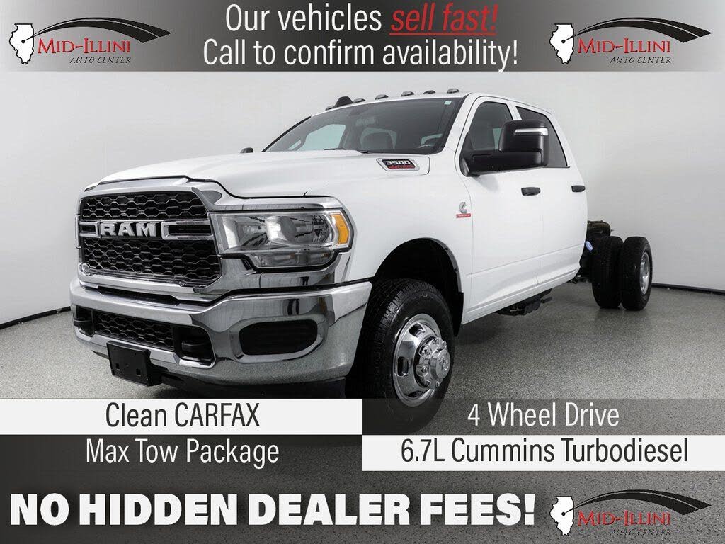 2024 RAM 3500 Chassis Tradesman Crew Cab LB DRW 4WD