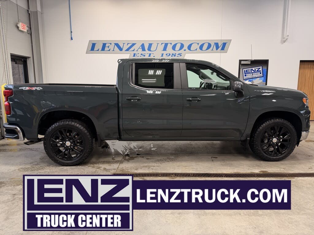 2025 Chevrolet Silverado 1500 LT Crew Cab 4WD