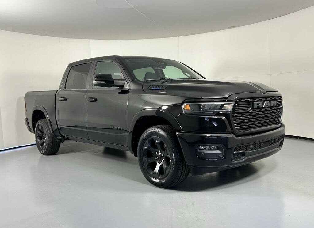 2025 RAM 1500 Big Horn Crew Cab 4WD