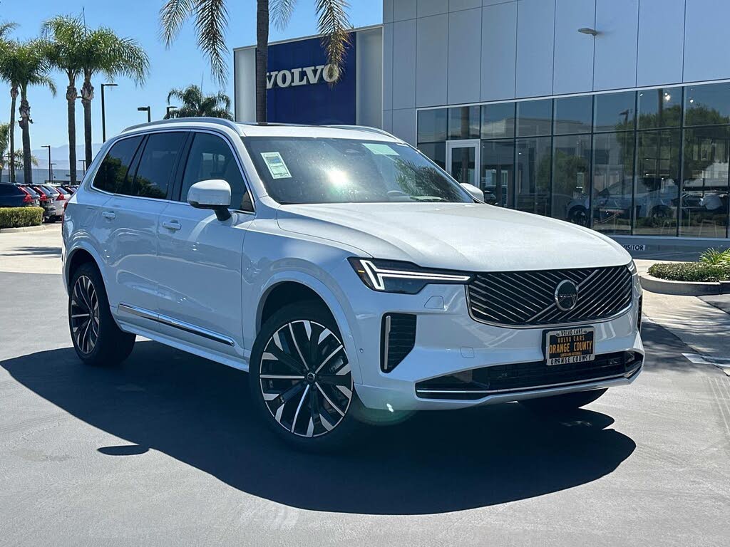 2026 Volvo XC90 B6 Ultra 7-Passenger AWD