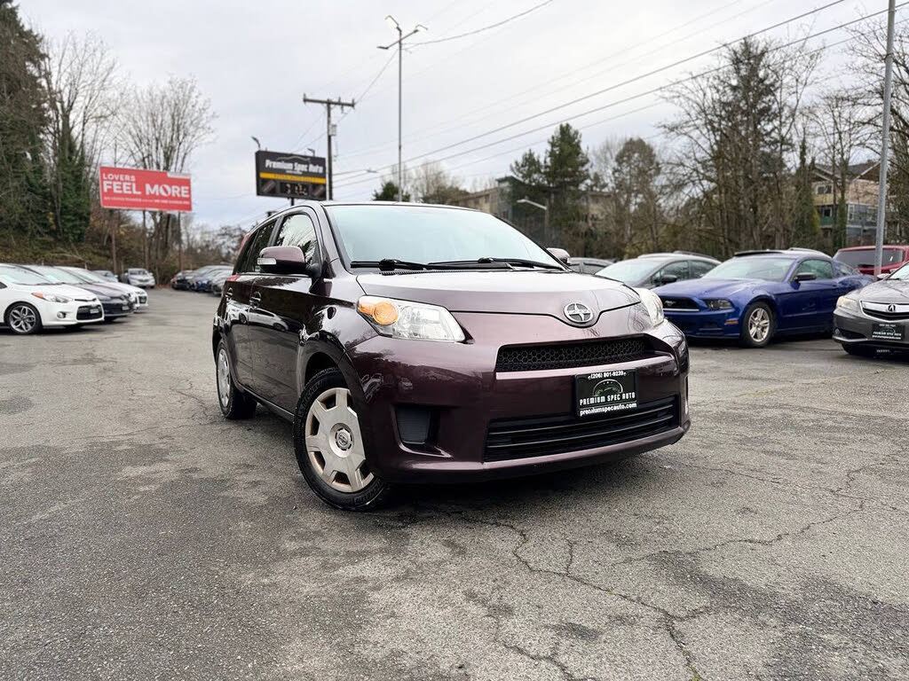 2013 Scion xD Base