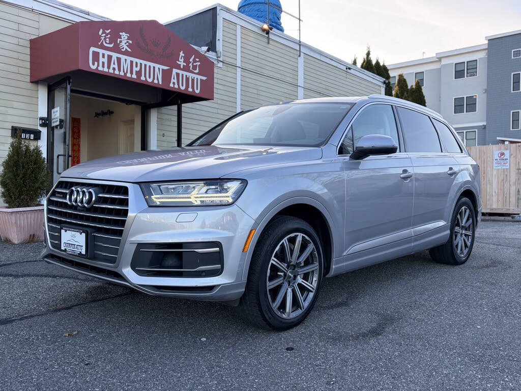 2019 Audi Q7 55 TFSI quattro Premium Plus
