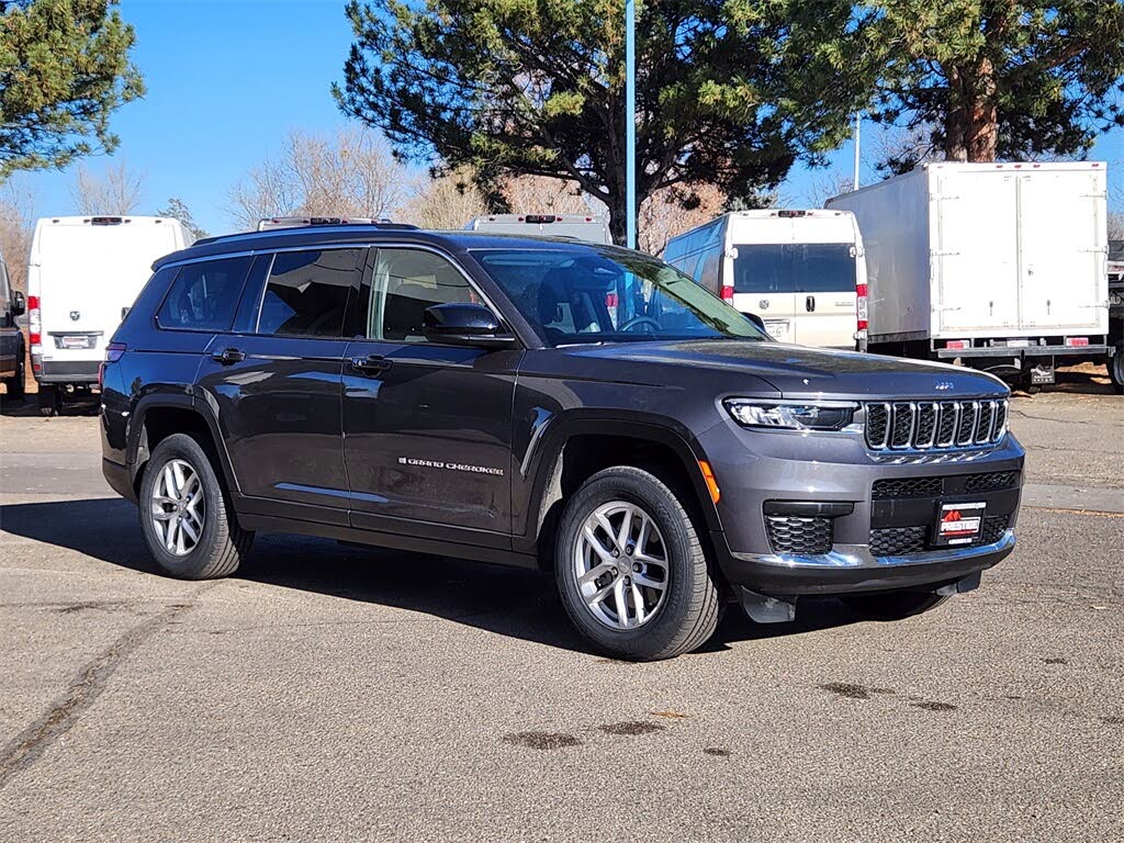 2023 Jeep Grand Cherokee L Laredo 4WD