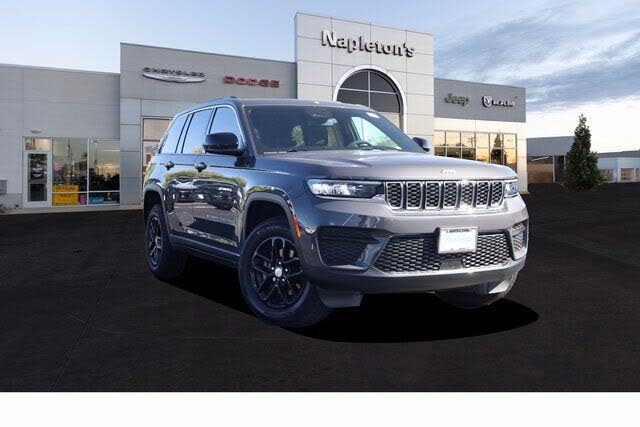 2024 Jeep Grand Cherokee Laredo 4WD
