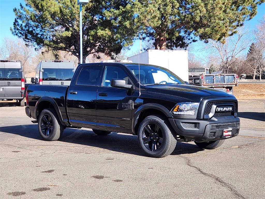 2024 RAM 1500 Classic Warlock Crew Cab 4WD