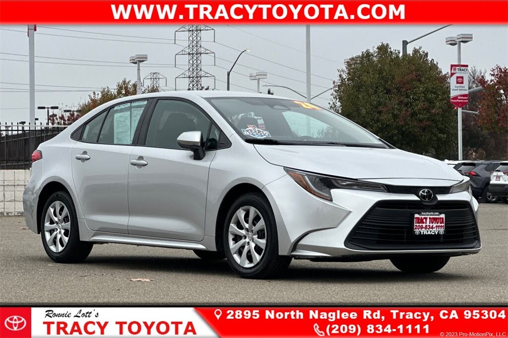 2024 Toyota Corolla LE FWD