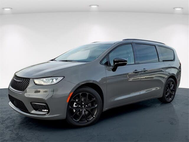 2025 Chrysler Pacifica Limited FWD