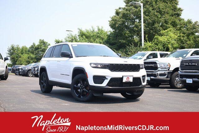 2025 Jeep Grand Cherokee Laredo X 4WD