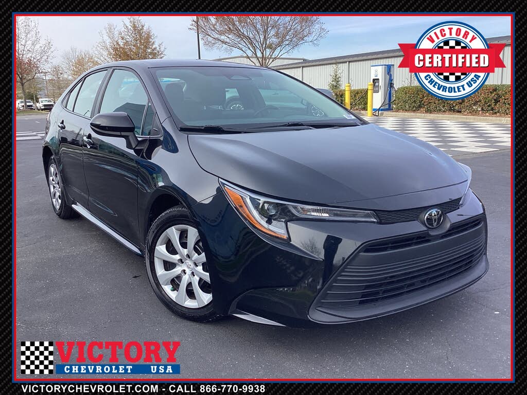 2025 Toyota Corolla LE FWD