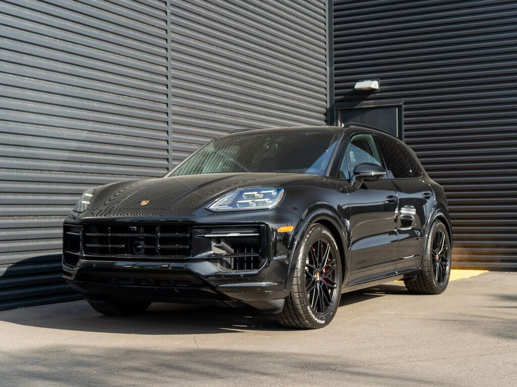2026 Porsche Cayenne GTS AWD
