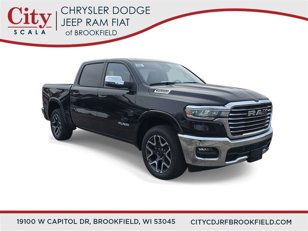 2026 RAM 1500 Laramie Crew Cab 4WD