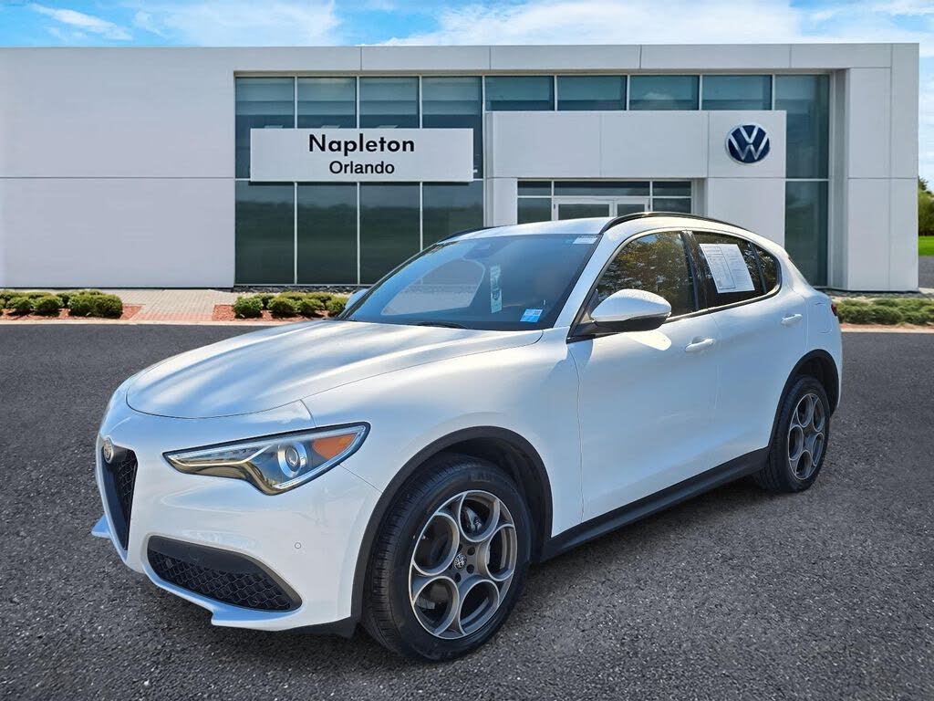 2022 Alfa Romeo Stelvio Sprint AWD