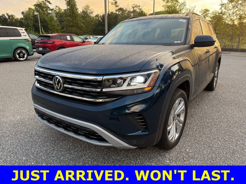 2022 Volkswagen Atlas V6 SE FWD with Technology
