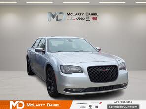 Chrysler 300 S V6 RWD