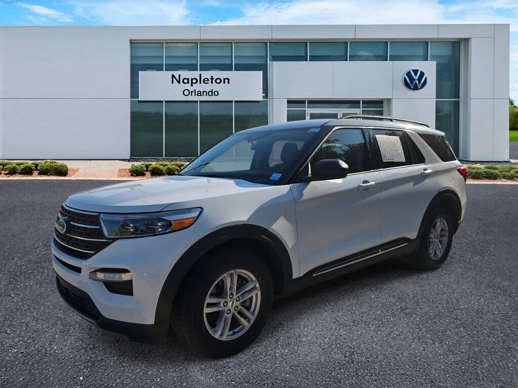2023 Ford Explorer XLT RWD