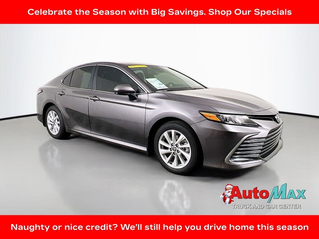 2024 Toyota Camry LE FWD